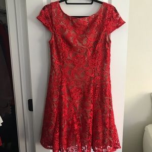 Red lace party / skater dress